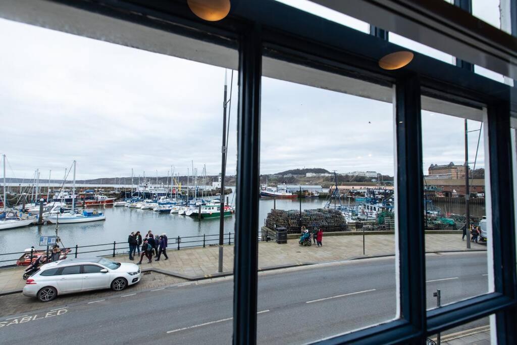Herring Girl House - Harbourside Property, Sleeps 8 Scarborough Exterior photo