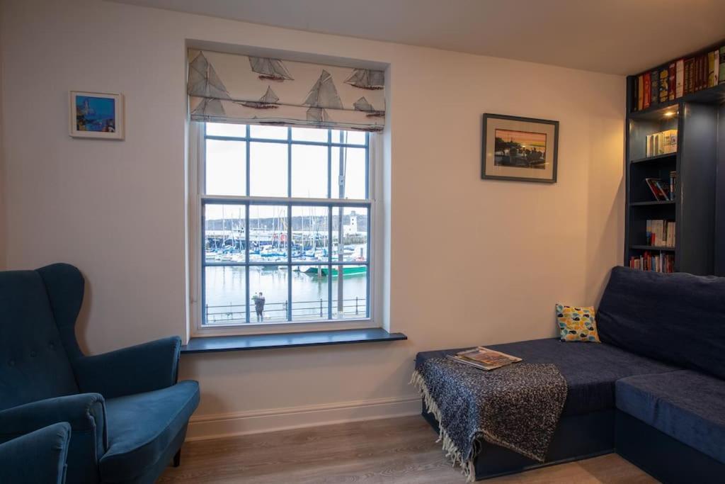 Herring Girl House - Harbourside Property, Sleeps 8 Scarborough Exterior photo