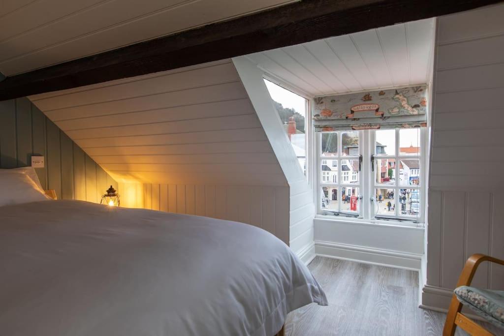 Herring Girl House - Harbourside Property, Sleeps 8 Scarborough Exterior photo
